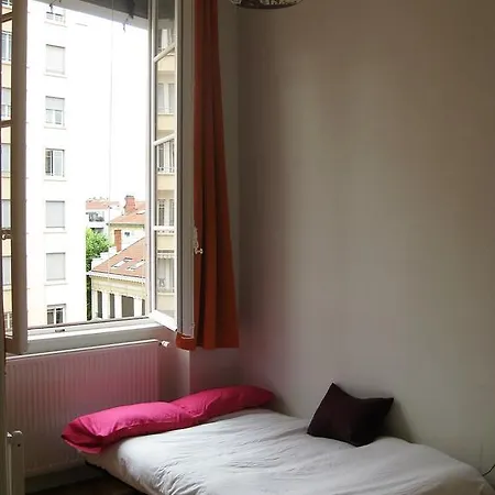 Canut Apartment *